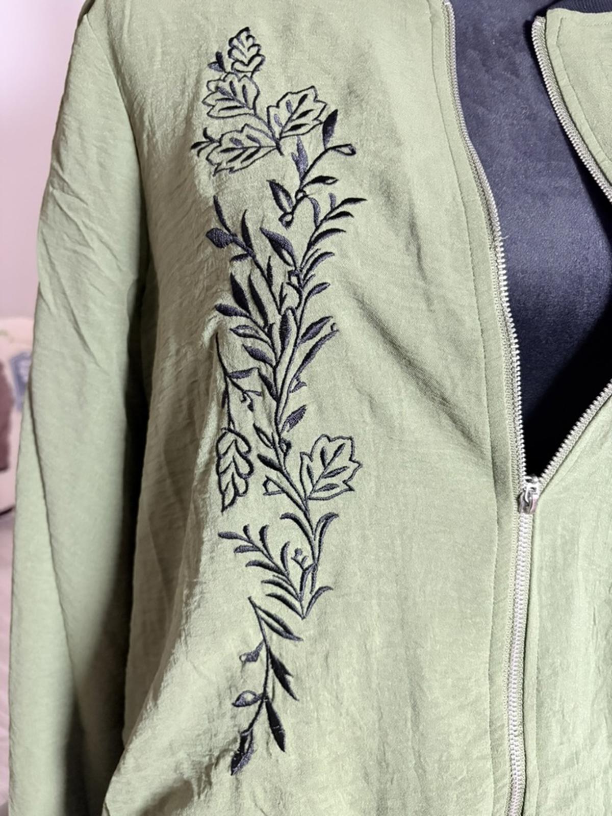 Adrienne Vittadini Olive Green Embroidered Full Zip Bomber Jacket Large L