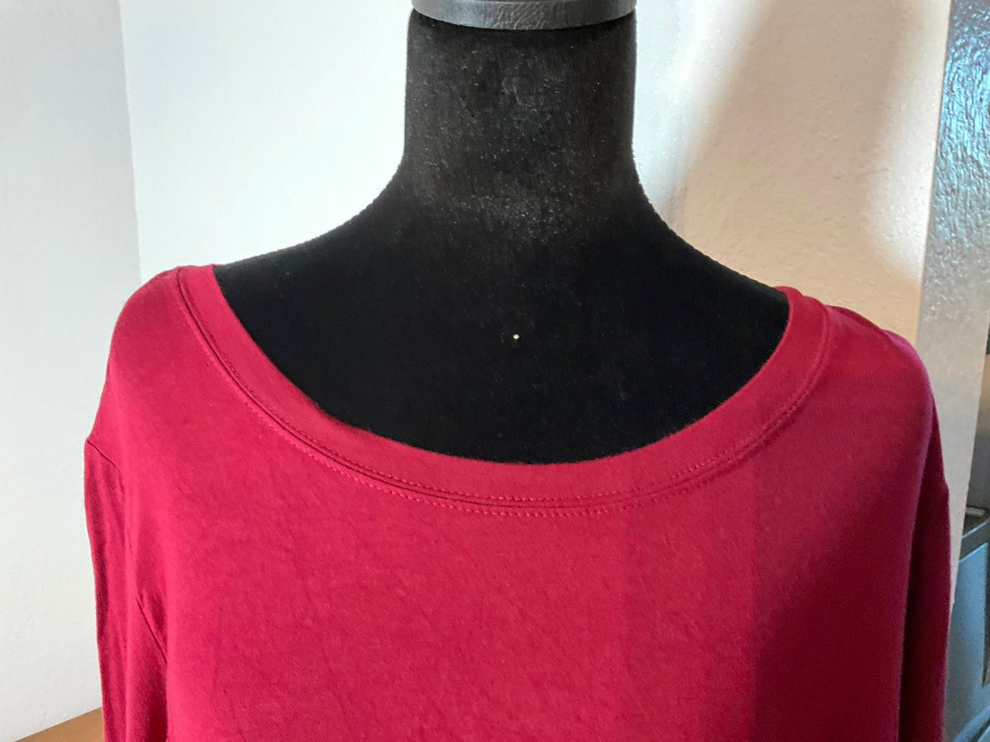 Zenana Premium XL Women's Long Sleeve Red Tunic Top with Lace Hem