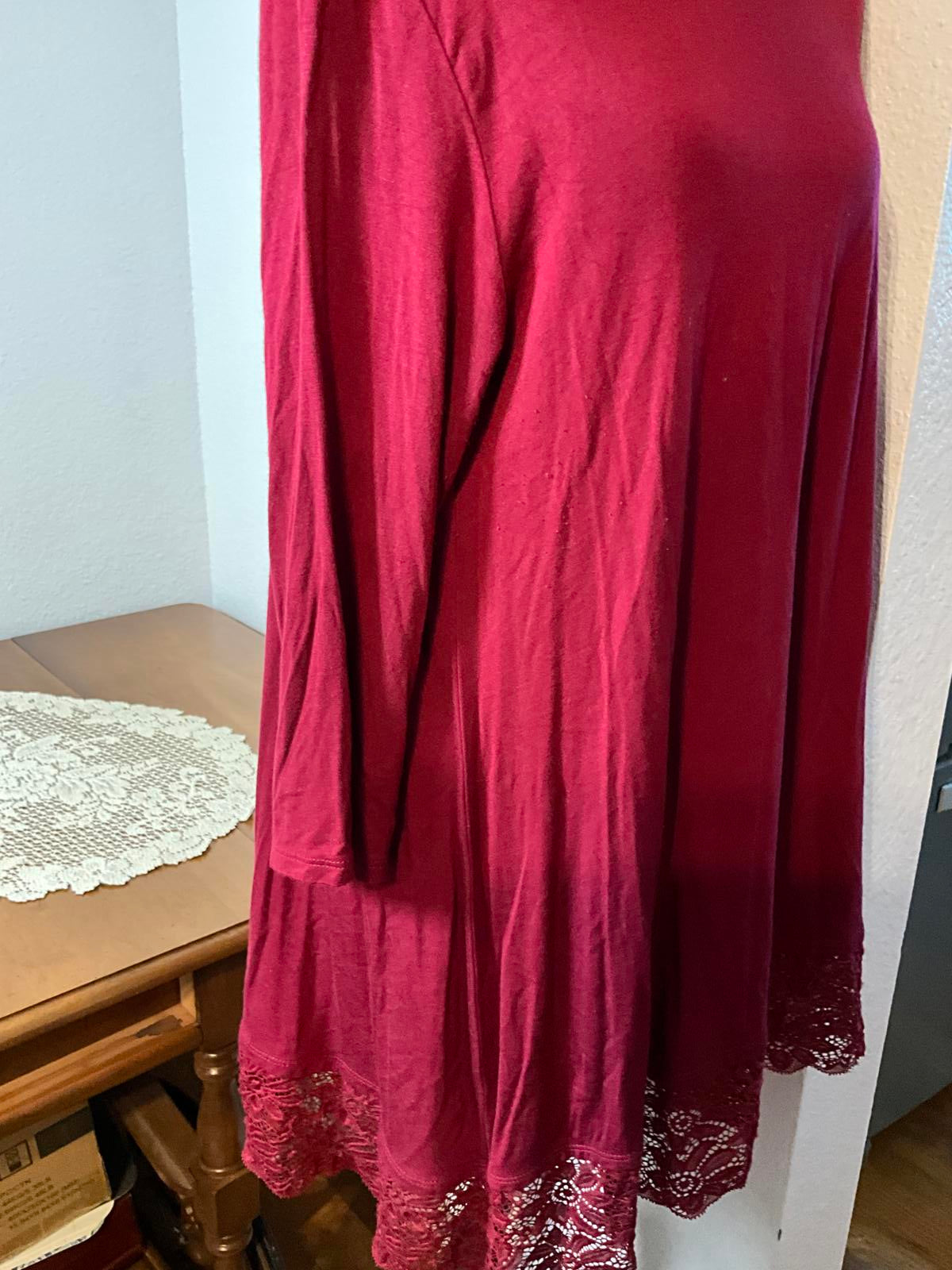 Zenana Premium XL Women's Long Sleeve Red Tunic Top with Lace Hem
