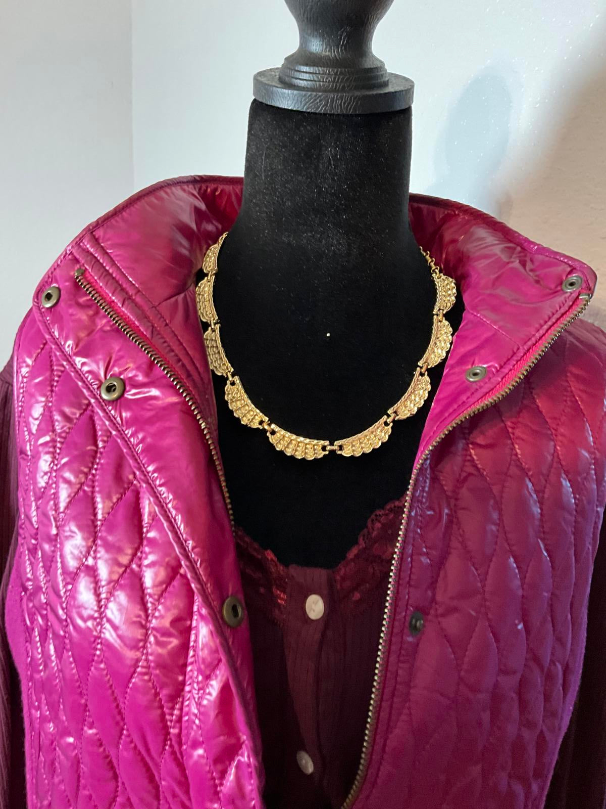 Talbots S Women's Quilted Sleeveless Vest in a raspberry color