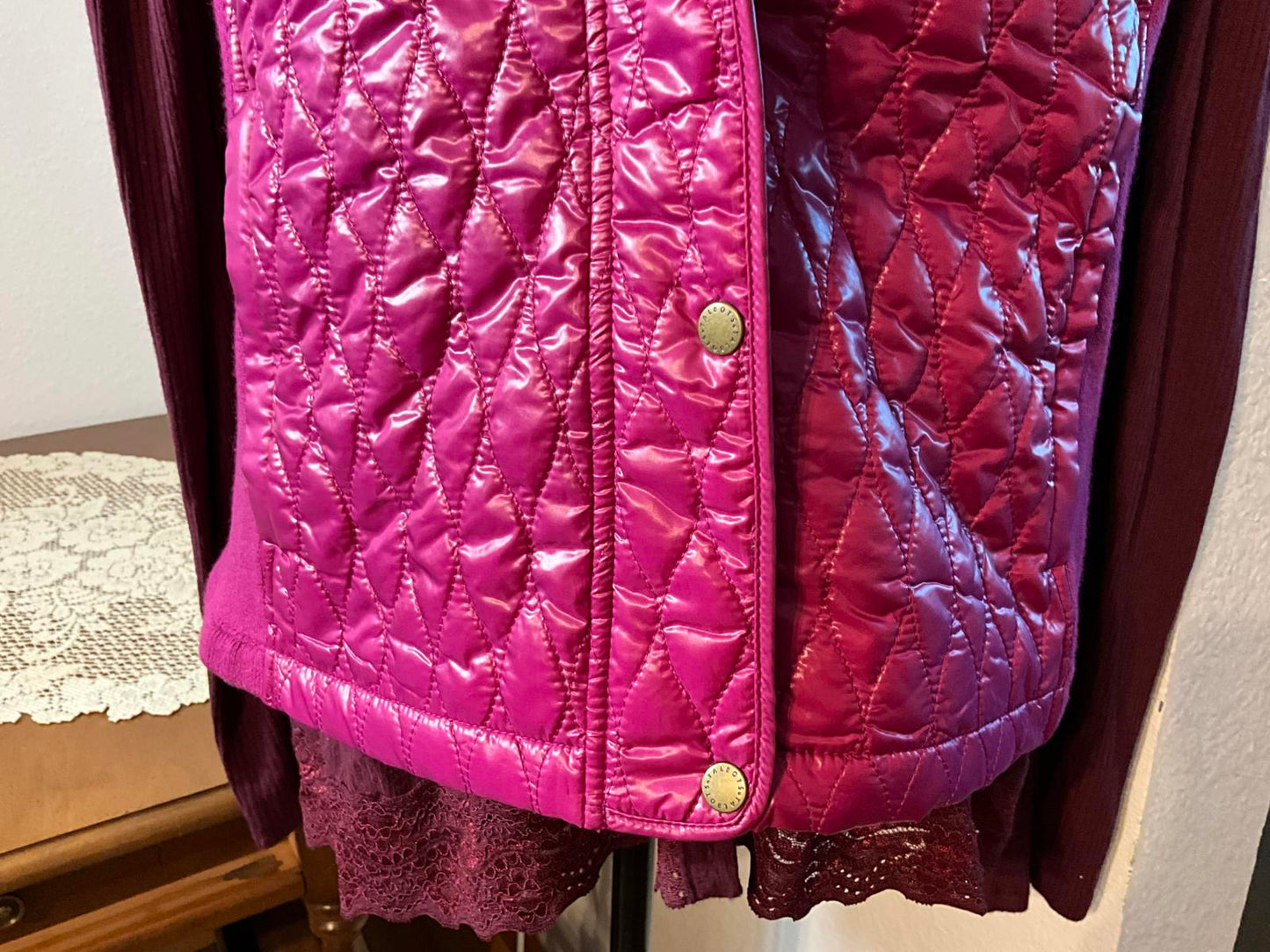 Talbots S Women's Quilted Sleeveless Vest in a raspberry color