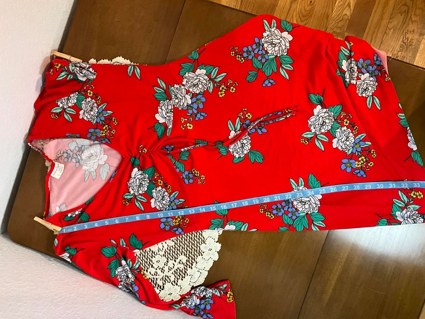 Bobbie Brooks L Red Floral Long Sleeve Lightweight Soft Dress with Ruched Front
