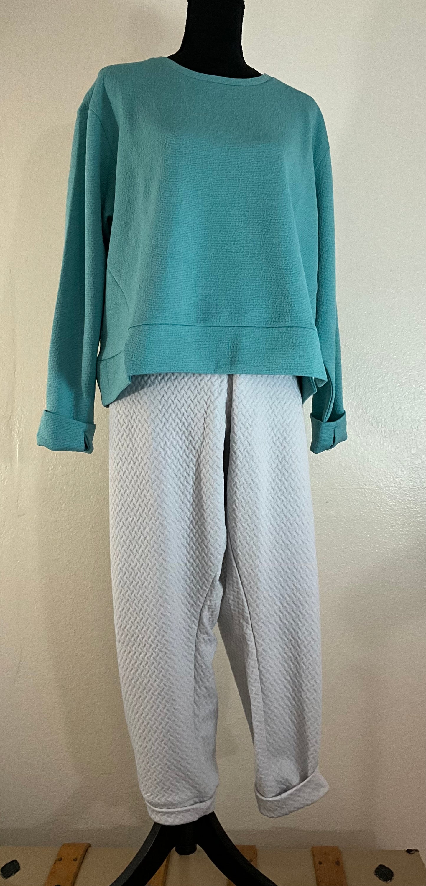 NWT Turqoise XL Nine West sweatshirt Pants Sold Separately
