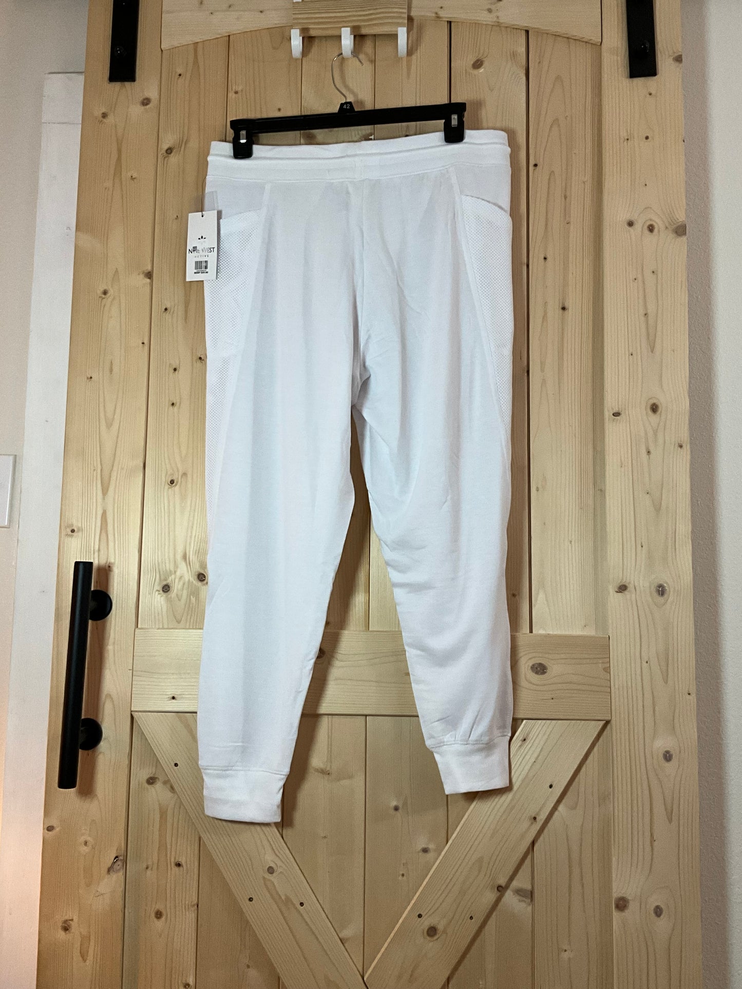 NWT Nine West XL white jogger