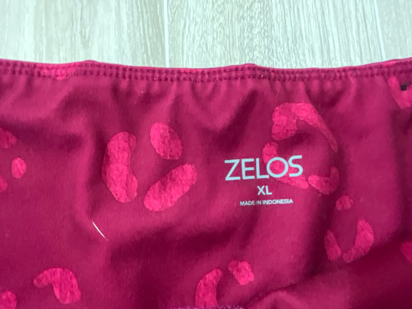 Zelos XL Wine Berry Athletic Leggings with Subtle Animal Print Pattern