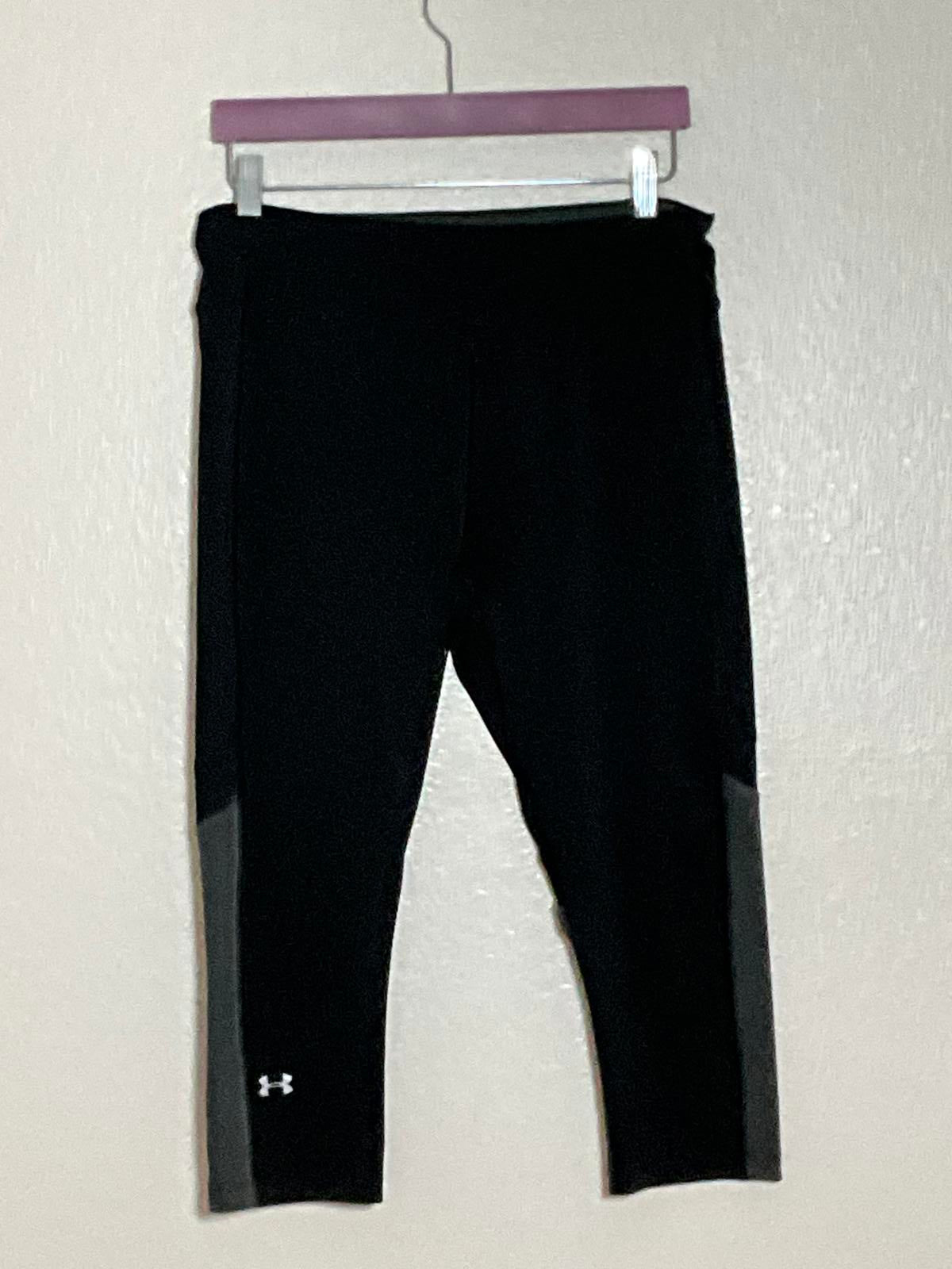 Under Armour Black Medium Compression Leggings Cropped For Athletic Gym Workout