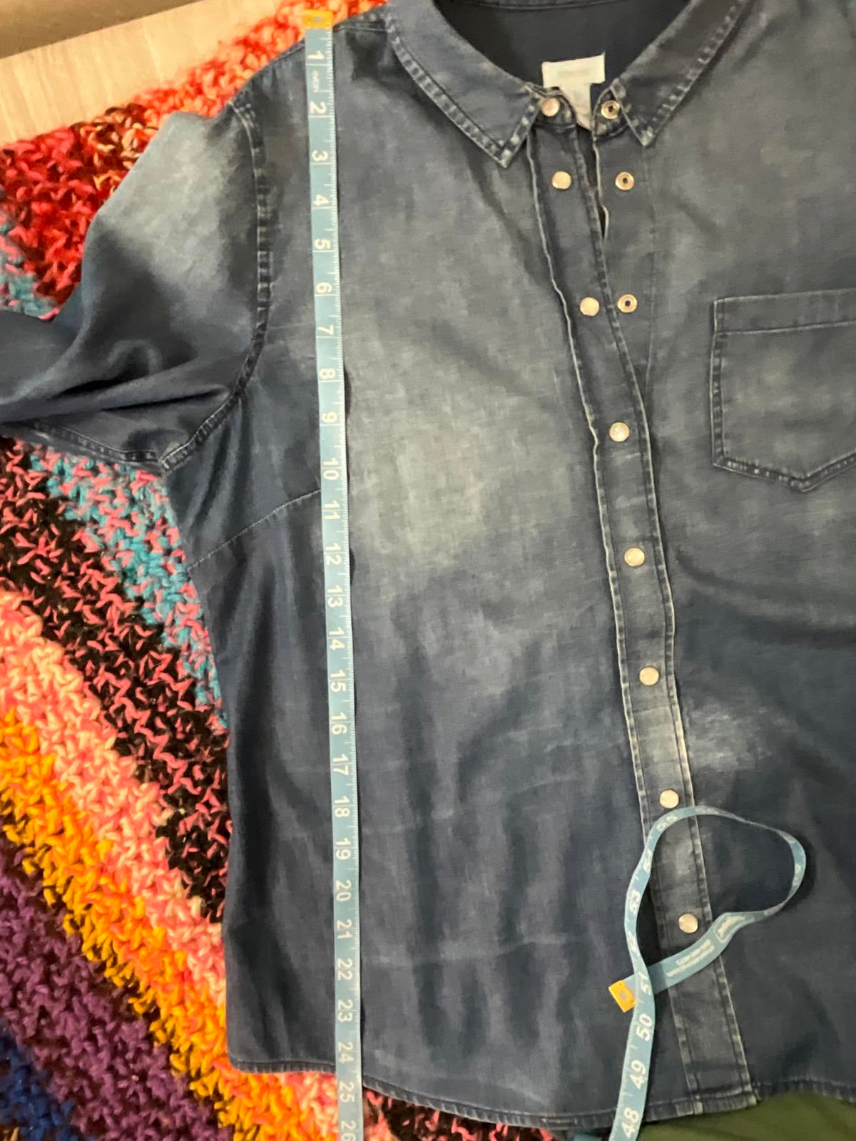 Chicos Denim Shacket Size 1 Indigo Wash Button Down Shirt Jacket