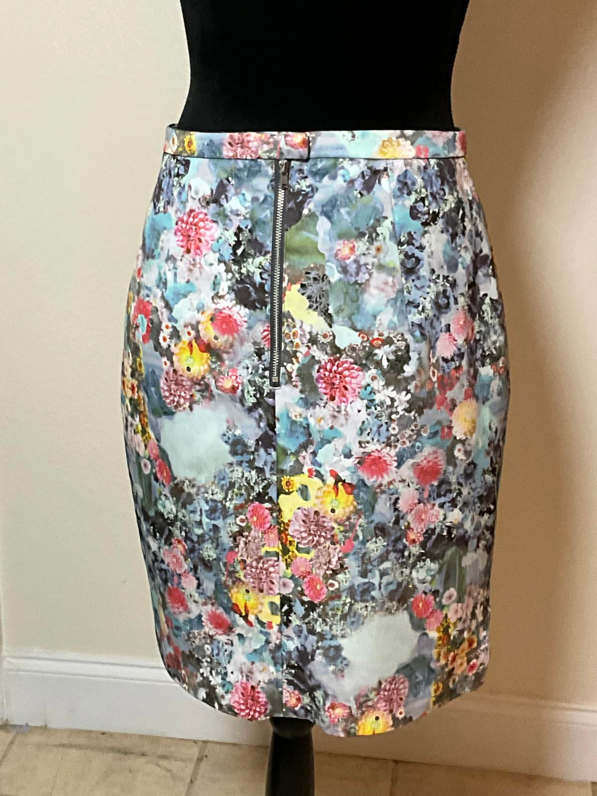 HM Multicolor Floral Skirt Silky Lined Knee Length Size 12 Back Zipper