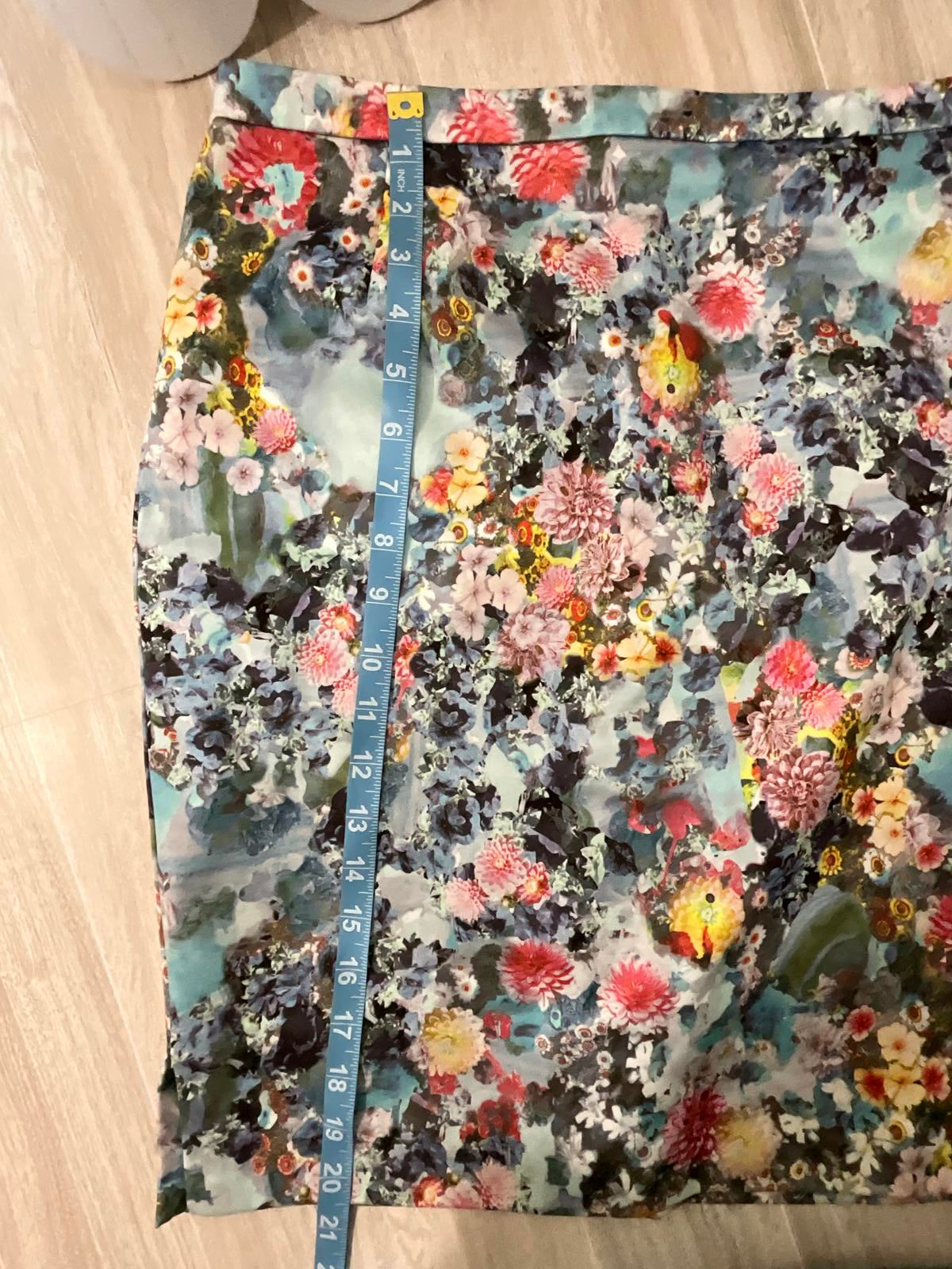 HM Multicolor Floral Skirt Silky Lined Knee Length Size 12 Back Zipper