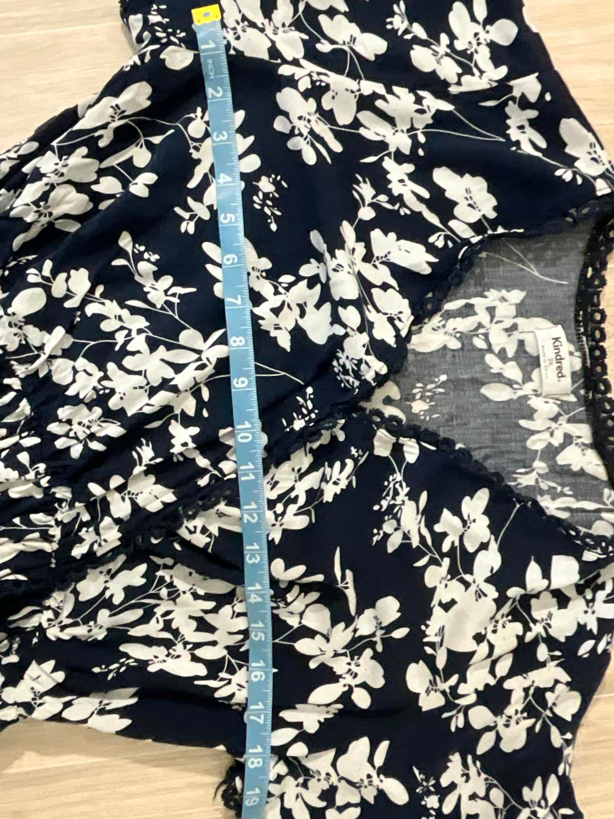 Kindred Dress 2X Plus Size Navy White Floral Midi Faux Wrap V-Neck Border Print