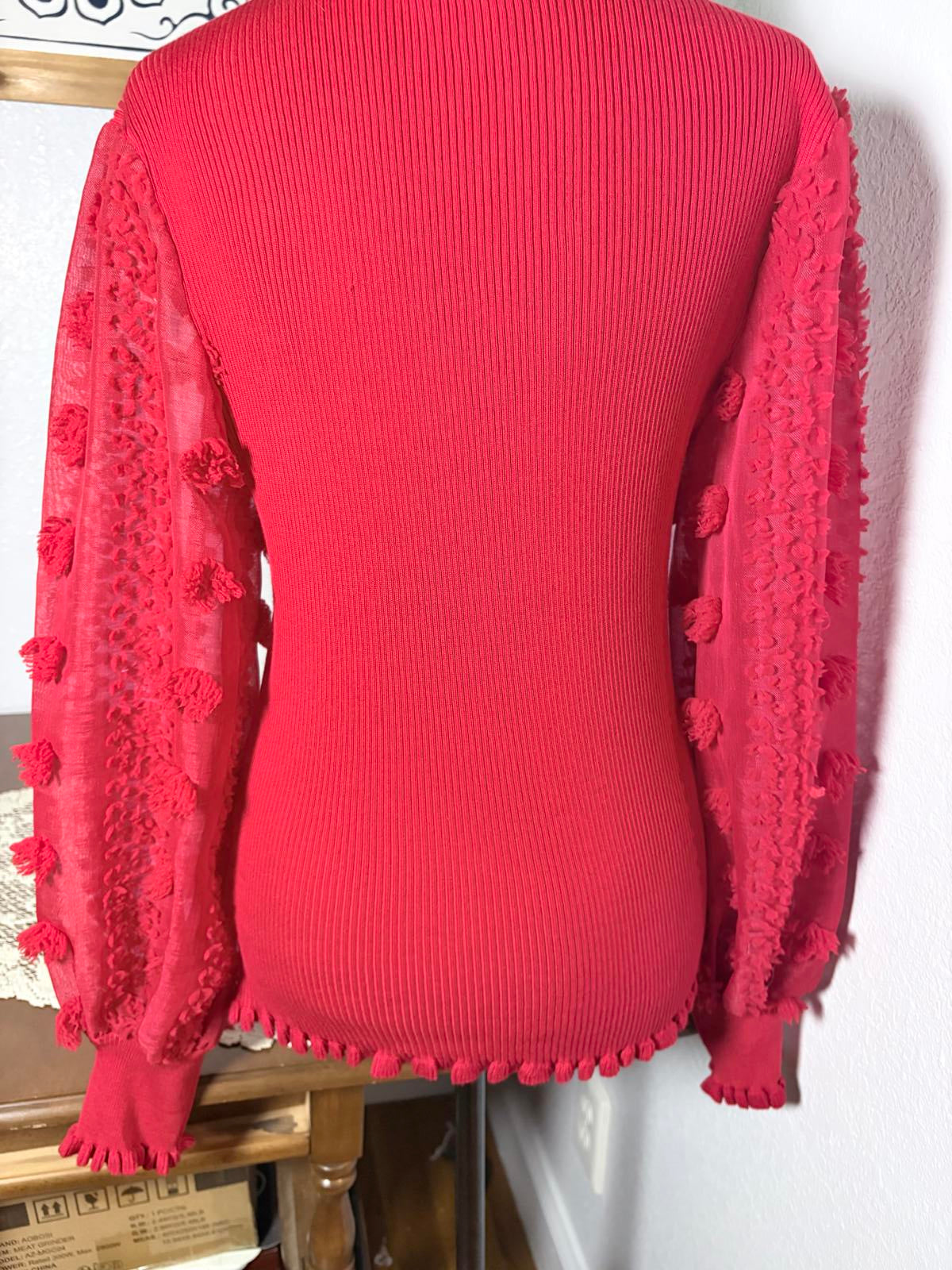 Romantic Textured Sleeve Sweater Top by EST. 1946 – XL