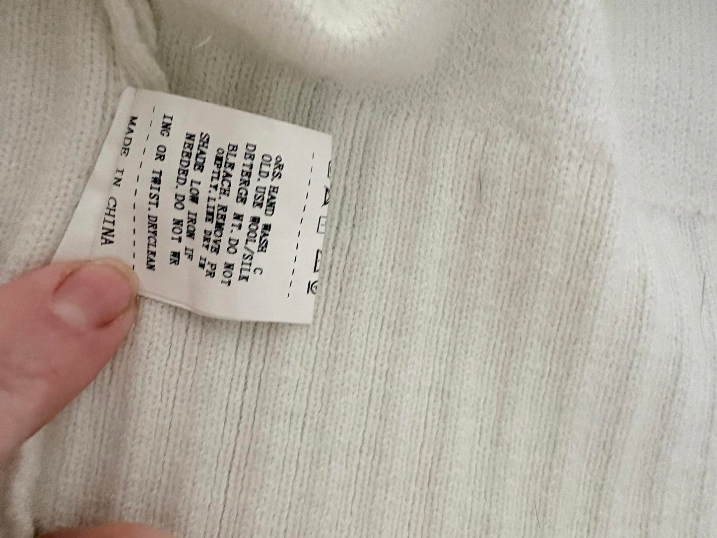 Soft, Cozy White Open Front Knit Cardigan with Pockets Women’s Size XXL