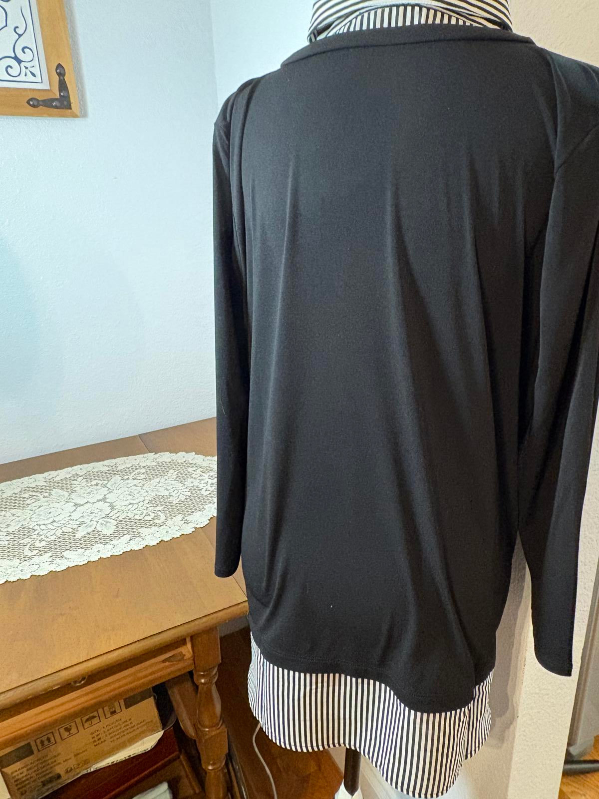 Adrianna Papell L Black V-Neck Long Sleeve Sweater with Striped Shirt Hem Detail