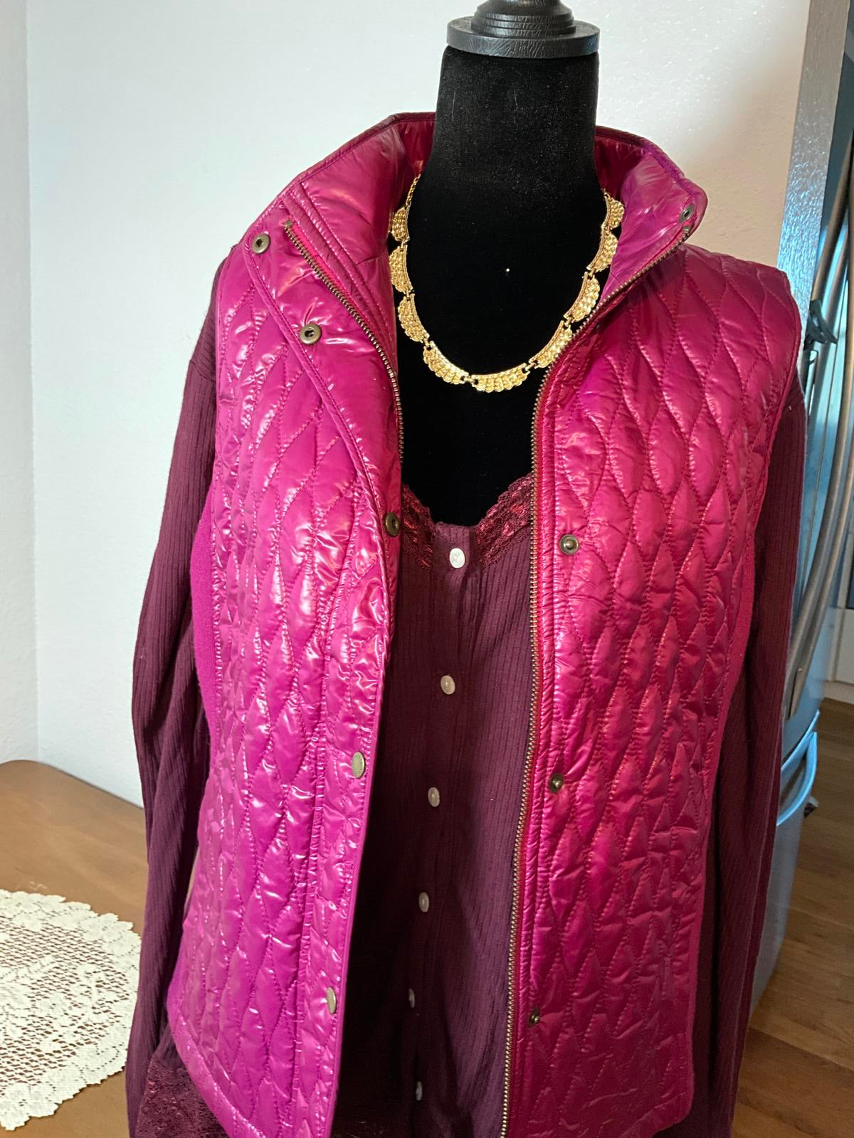 Talbots S Women's Quilted Sleeveless Vest in a raspberry color
